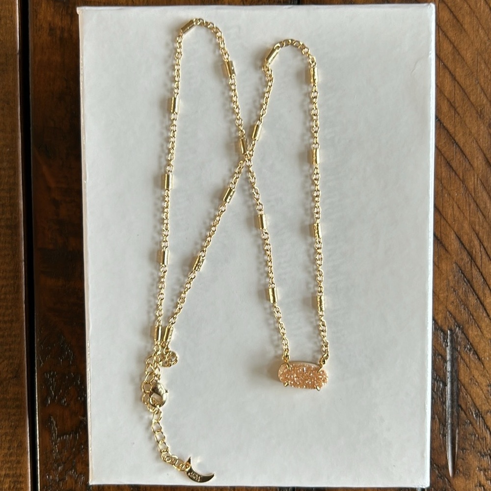 NWOT Luna Norte Sparkling Pink Stone Gold Necklace